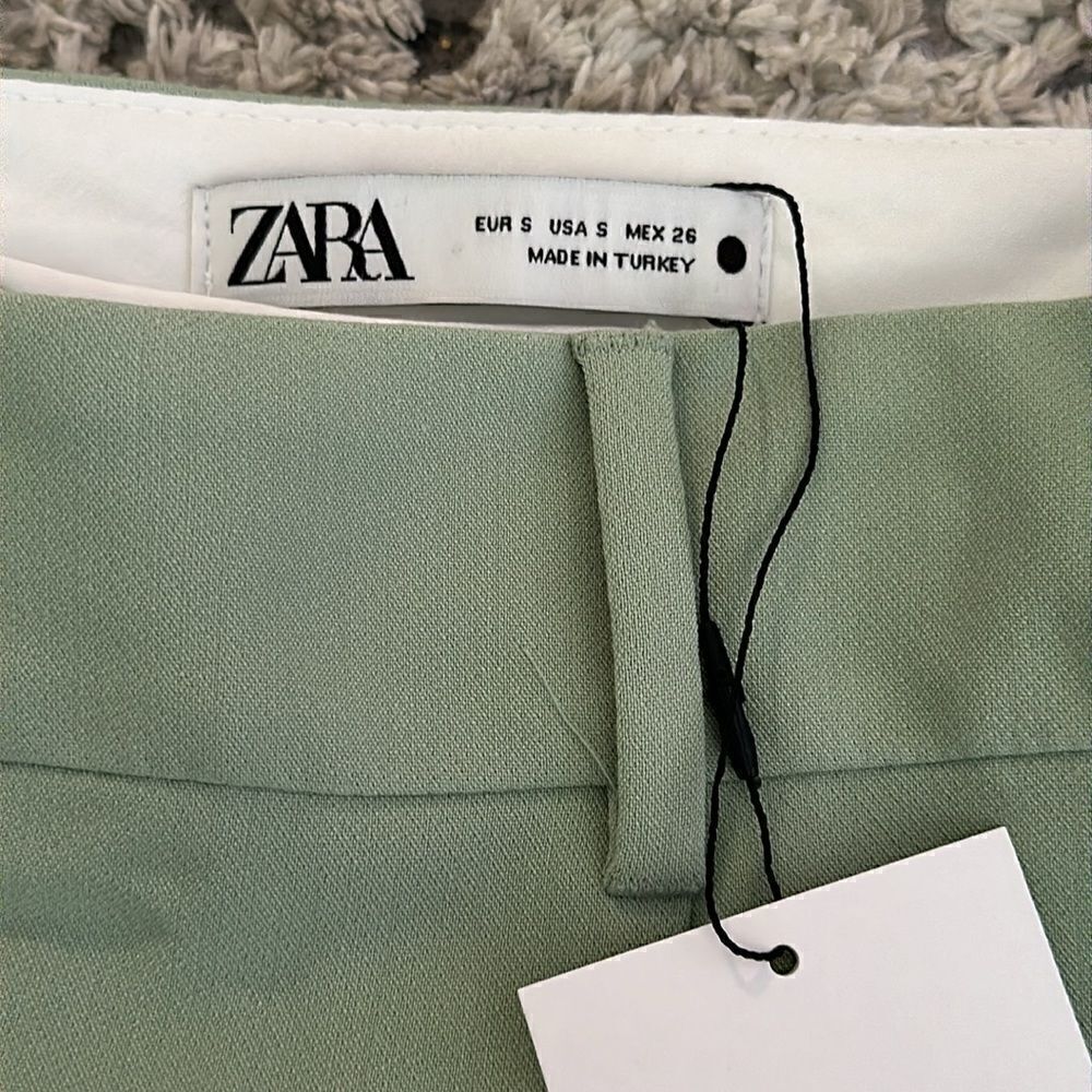 ZARA Light Green High Rise Pleated Shorts NWT Size S XL - Picture 12 of 15